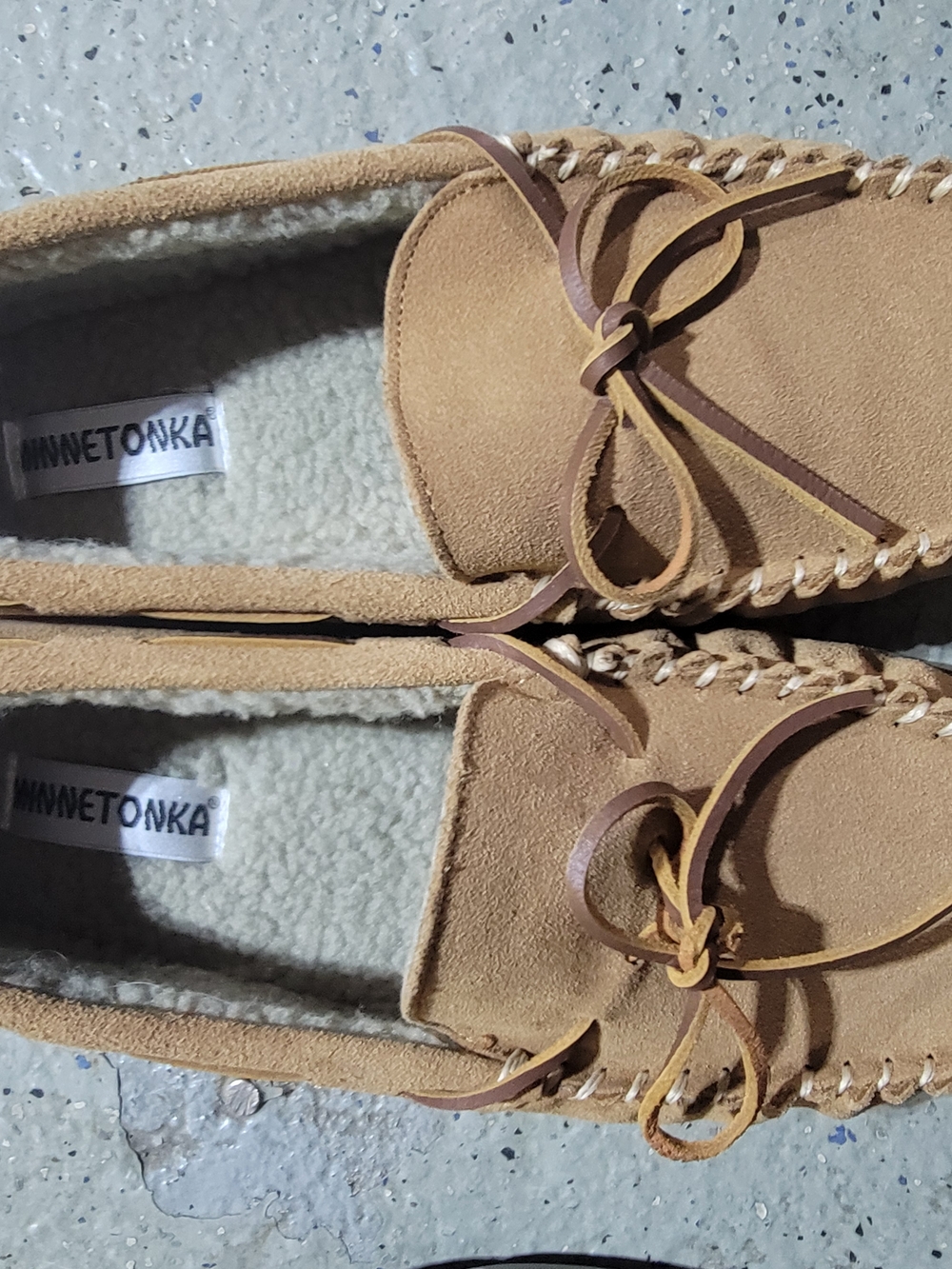 Mens Minnetonka Classic Suede Moccasin Slippers Sz 13